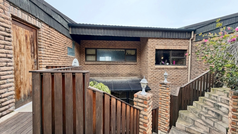 1 Bedroom Property for Sale in Mountainside Western Cape